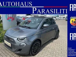Mineral grau Gebraucht 2023 Fiat 500e La Prima Cabrio | 27.690 € (Teuer)