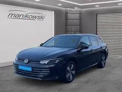 Schwarz Gebraucht 2024 VW Passat Business Kombi | 37.806 € (Fairer Preis)