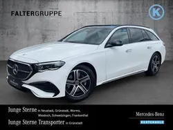 Polarweiß Gebraucht 2023 Mercedes E220 AMG Kombi | 62.880 €