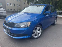 Blau Gebraucht 2016 Skoda Fabia Kleinwagen | 7.777 € (Guter Preis)