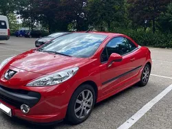 Rot Gebraucht 2007 Peugeot 207 CC Cabrio | 3.600 € (Fairer Preis)