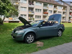 Grün Gebraucht 2006 Renault Mégane Cabriolet Cabrio | 3.699 € (Etwas zu teuer)