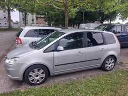 Grau Gebraucht 2009 Ford C-MAX Van / Kleinbus | 2.500 €