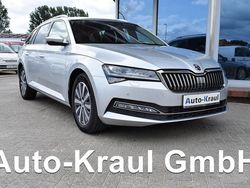 Silber Gebraucht 2023 Skoda Superb Style Kombi | 25.949 € (Guter Preis)