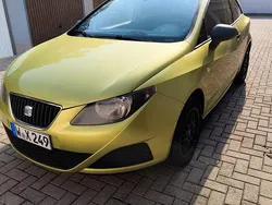 Gold Gebraucht 2009 Seat Ibiza SC Kleinwagen | 2.600 € (Etwas zu teuer)