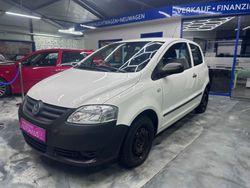 Weiß Gebraucht 2010 VW Fox Basis Kleinwagen | 3.950 € (Teuer)