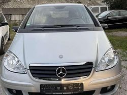 Silber Gebraucht 2006 Mercedes A150 Limousine | 850 €
