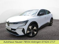 Weiß Gebraucht 2022 Renault Megane E-Tech Evolution Limousine | 25.950 € (Fairer Preis)