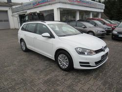 Weiß Gebraucht 2014 VW Golf VII Trendline Kombi | 7.999 € (Fairer Preis)