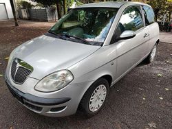 Silber Gebraucht 2004 Lancia Ypsilon Kleinwagen | 1.300 € (Fairer Preis)