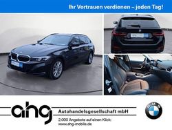 Schwarz Gebraucht 2022 BMW 320e Sport Line Kombi | 27.930 € (Fairer Preis)