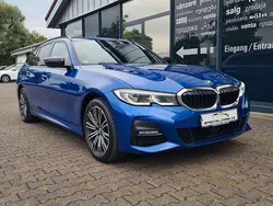 Blau Gebraucht 2020 BMW 330e M Sport Limousine | 26.990 € (Guter Preis)