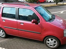 Rot Gebraucht 2001 Opel Agila Van / Kleinbus | 1.250 € (Fairer Preis)