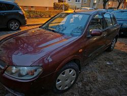 Gebraucht 2002 Nissan Almera Kombi | 1.500 €