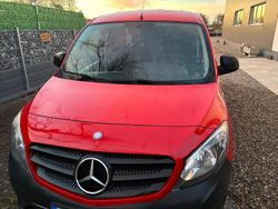 Rot Gebraucht 2017 Mercedes Citan 108 Van / Kleinbus | 11.950 € (Etwas zu teuer)