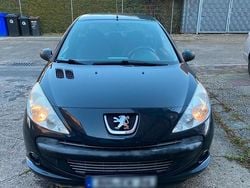 Grau Gebraucht 2010 Peugeot 206+ Kleinwagen | 1.650 € (Fairer Preis)
