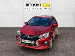 Amarenarot Gebraucht 2023 Mitsubishi Space Star Limousine | 11.990 € (Fairer Preis)