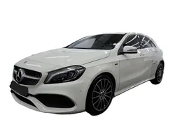 Weiß Gebraucht 2018 Mercedes A180 AMG line Limousine | 18.500 € (Fairer Preis)
