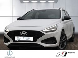 Weiß Gebraucht 2024 Hyundai i30 Advantage Kombi | 23.690 € (Fairer Preis)