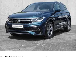 Blau Gebraucht 2023 VW Tiguan R-line SUV | 36.480 € (Guter Preis)