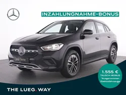 Unilack nachtschwarz Gebraucht 2023 Mercedes GLA180 Style SUV | 30.885 € (Guter Preis)