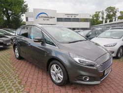 Schwarz Gebraucht 2018 Ford S-MAX Titanium Van / Kleinbus | 16.888 € (Fairer Preis)