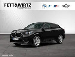 Saphirschwarz metallic Gebraucht 2024 BMW X2 M Sport SUV | 42.444 € (Guter Preis)