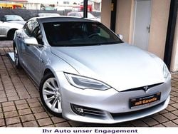 Silver metallic Gebraucht 2017 Tesla Model S Kleinwagen | 29.600 € (Guter Preis)