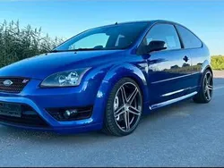 Blau Gebraucht 2007 Ford Focus ST Limousine | 9.000 €