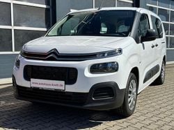 Weiß Gebraucht 2019 Citroën Berlingo Live Van / Kleinbus | 16.900 € (Etwas zu teuer)