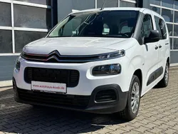 Weiß Gebraucht 2019 Citroën Berlingo Live Van / Kleinbus | 16.900 € (Etwas zu teuer)