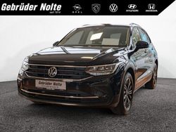 Schwarz Gebraucht 2021 VW Tiguan Active SUV | 21.950 € (Guter Preis)