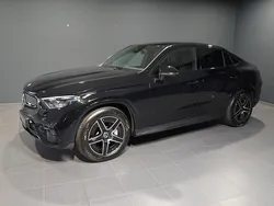 Unilack schwarz Gebraucht 2025 Mercedes GLC200 Night SUV | 60.650 €