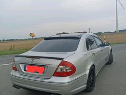 Silber Gebraucht 2002 Mercedes E240 Limousine | 8.000 € (Teuer)
