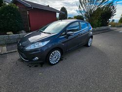 Grau Gebraucht 2010 Ford Fiesta Kleinwagen | 5.555 € (Fairer Preis)