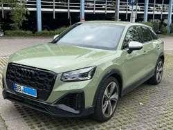 Grün Gebraucht 2022 Audi SQ2 Sport SUV | 35.000 € (Fairer Preis)