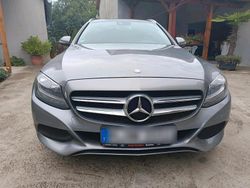 Beige Gebraucht 2015 Mercedes C220 Kombi | 14.999 €