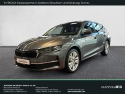 Graphitegrau metallic Gebraucht 2024 Skoda Octavia Selection Kombi | 34.450 € (Guter Preis)