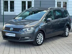Grau Gebraucht 2016 VW Sharan Highline Van / Kleinbus | 23.890 € (Fairer Preis)