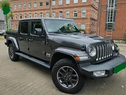 Grau Gebraucht 2022 Jeep Gladiator SUV | 49.900 € (Guter Preis)