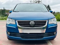 Blau Gebraucht 2007 VW Touran Van / Kleinbus | 4.000 € (Etwas zu teuer)
