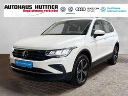Pure white Gebraucht 2024 VW Tiguan Move SUV | 40.990 € (Etwas zu teuer)