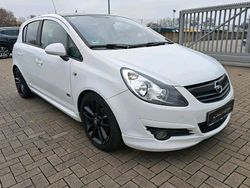 Casablancaweiss/saphirschwarz Gebraucht 2009 Opel Corsa Color Edition Kleinwagen | 4.499 € (Etwas zu teuer)