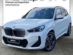 Weiß Neu 2025 BMW iX1 M Sport SUV | 53.690 € (Etwas zu teuer)