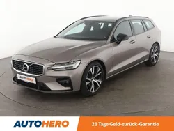 Grau Gebraucht 2019 Volvo V60 R-Design Kombi | 21.580 € (Fairer Preis)