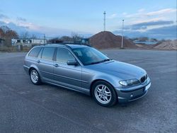 Grau Gebraucht 2005 BMW 320 Kombi | 2.500 € (Guter Preis)