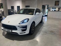 Pure white/weiss Gebraucht 2016 Porsche Macan GTS Sport SUV | 36.990 € (Guter Preis)