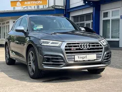 Grau Gebraucht 2019 Audi SQ5 Sport SUV | 39.950 € (Fairer Preis)