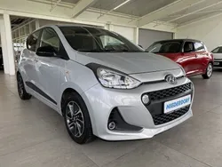 Sleek silver (metallic) Gebraucht 2018 Hyundai i10 Passion Kleinwagen | 10.600 € (Fairer Preis)