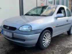 Silber Gebraucht 2000 Opel Corsa Kleinwagen | 1.000 € (Fairer Preis)